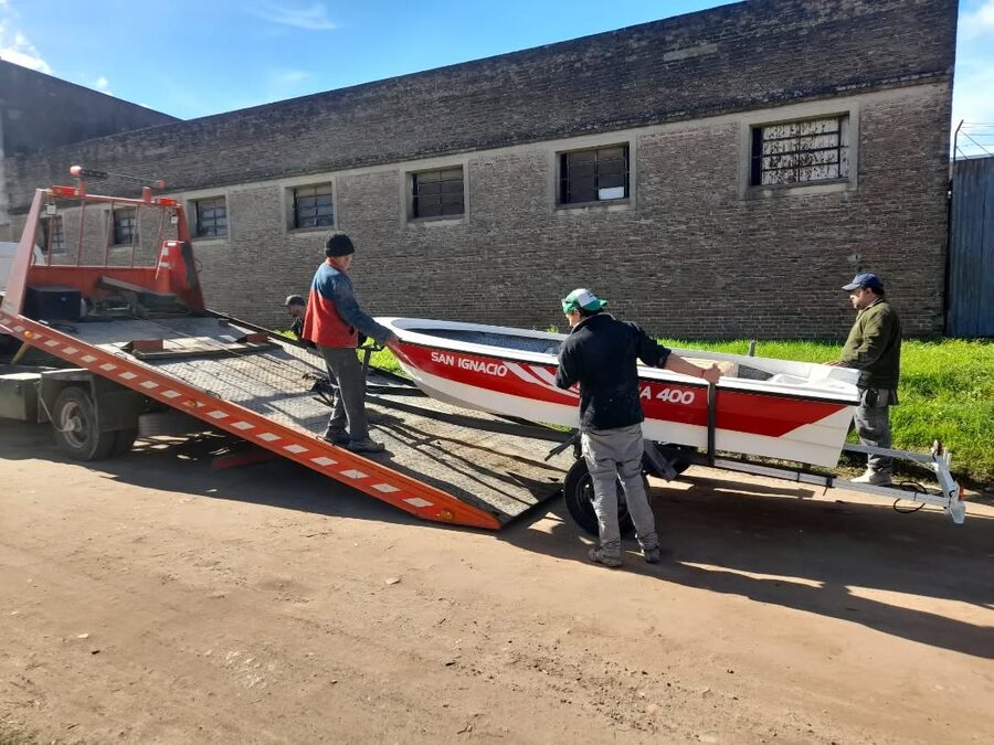 EQUIPO NUEVO 0KM PEQUEÑA 400 + TRAILER + HIDEA 15 HP