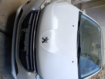 Vendo Peugeot 208 feline full 2013