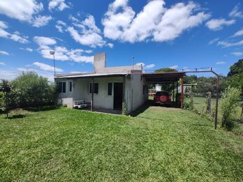 Casa en Aldea Brasilera a 100mt de ruta 11 ideal quinta