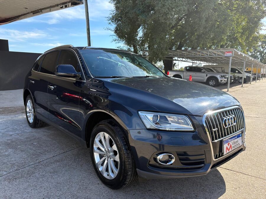 AUDI Q5 2.0T FSI QUATTRO