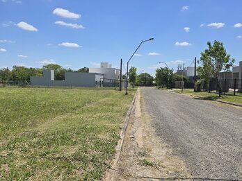 Lote financiado en Oro Verde zona Inta loteo Algarrobos
