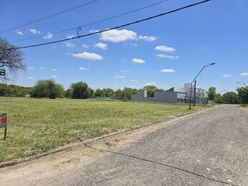 Lote financiado en Oro Verde zona Inta loteo Algarrobos
