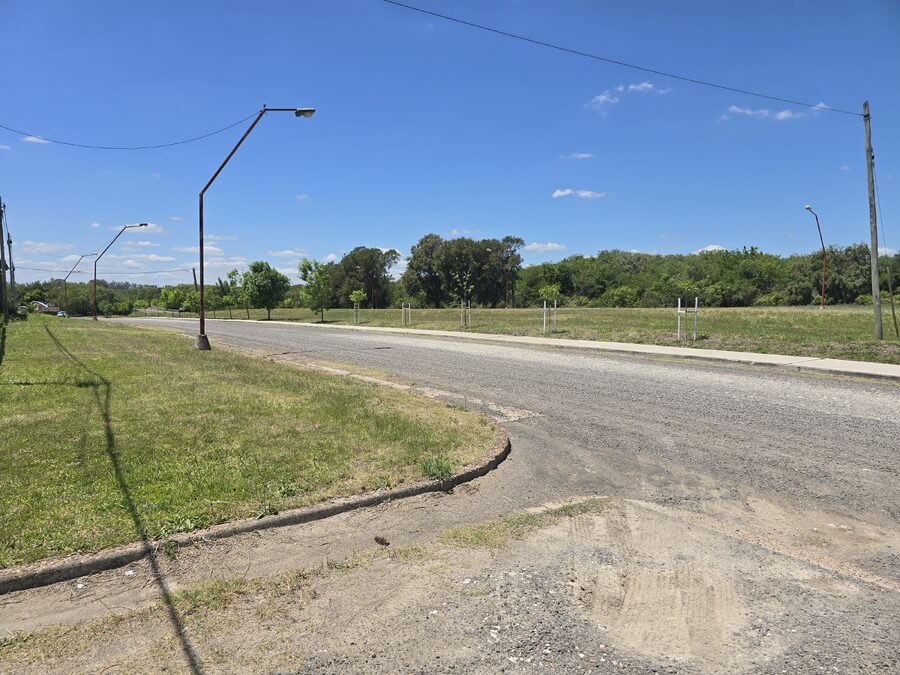 Lote financiado en Oro Verde zona Inta loteo Algarrobos
