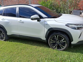 COROLLA CROSS SEG HIBRID IMPECABLE