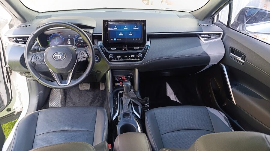 COROLLA CROSS SEG HIBRID IMPECABLE