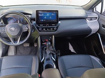 COROLLA CROSS SEG HIBRID IMPECABLE