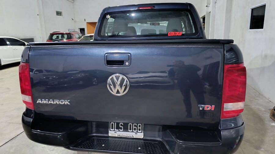 AMAROK UNICO DUEÑO 4X2 TRENDLINE 180HP