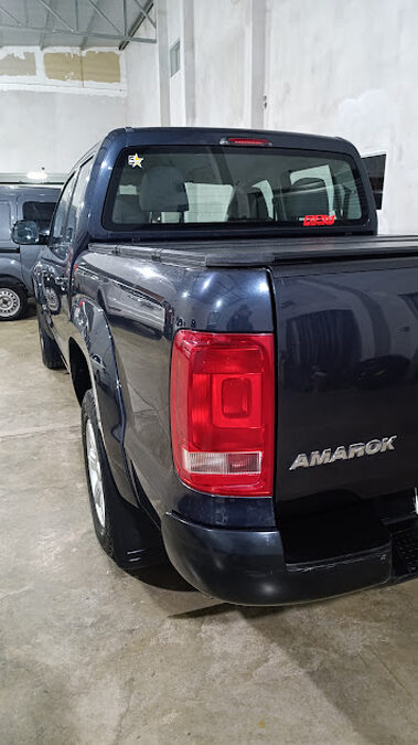 AMAROK UNICO DUEÑO 4X2 TRENDLINE 180HP