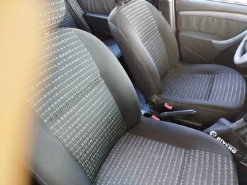 Sandero excelente full!!