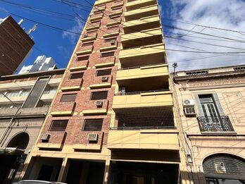 EXCELENTE DEPTO 3 DORM. y COCHERA – 9 de Julio 61