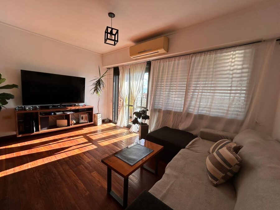 EXCELENTE DEPTO 3 DORM. y COCHERA – 9 de Julio 61