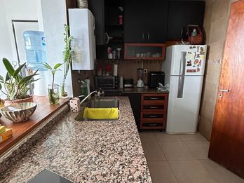 EXCELENTE DEPTO 3 DORM. y COCHERA – 9 de Julio 61