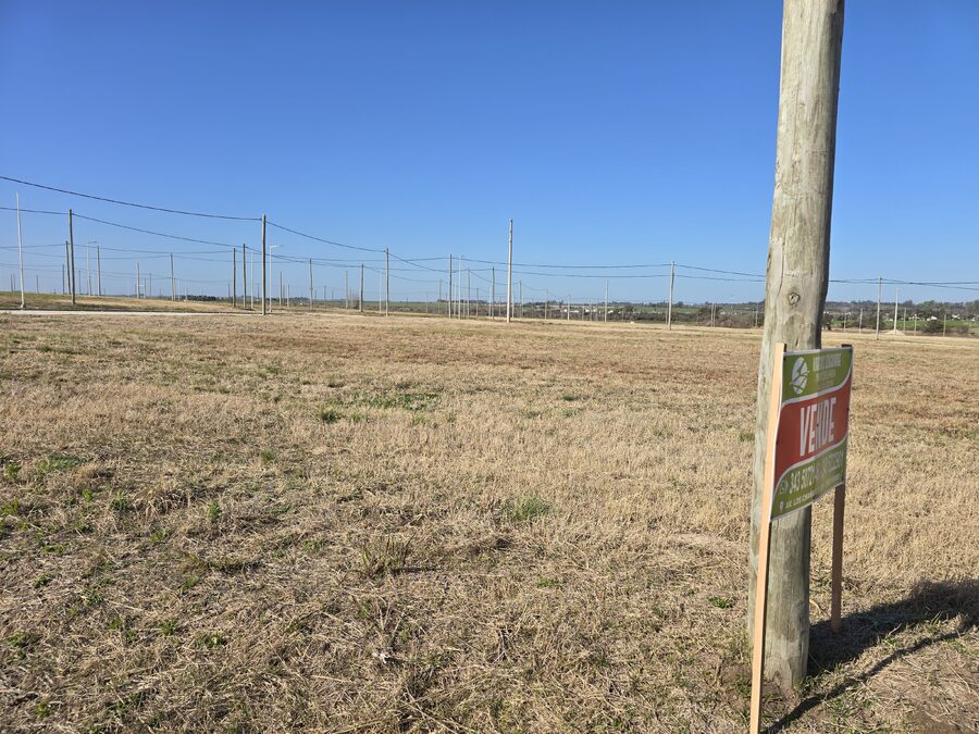 Lote en Oro Verde Loteo Santa Ana barrio El triangular