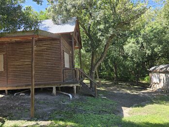 Quinta en Paraje La Virgen Aldea Brasilera cabaña picapalo
