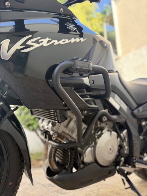 Vendo Suzuki V Strom 1000 impecable