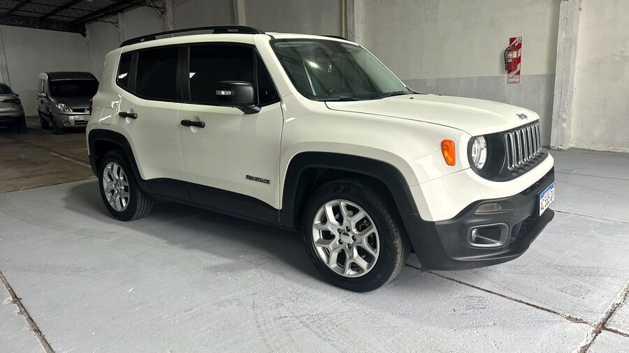 IMPECABLE RENEGADE SPORT !!! POSIBILIDAD CUOTAFIJA!