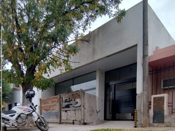Local Comercial 100 mts Moderno Ayacucho