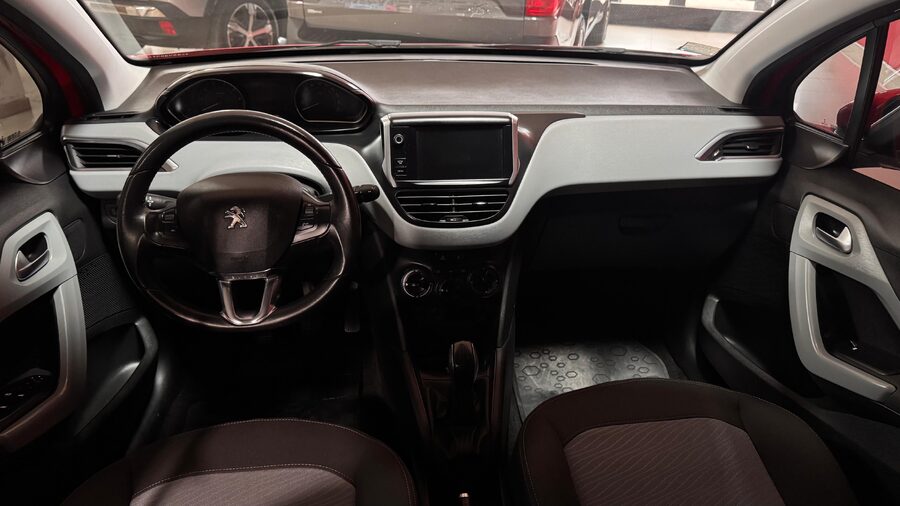 PEUGEOT 208 ALLURE TOCH CREM