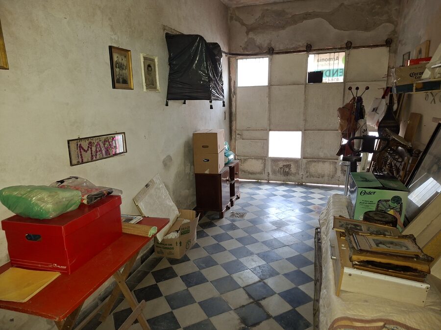 Vendo casa 2 dorm. Calle Millan a 4 cuadras esc Don bosco