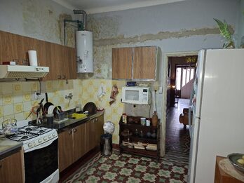 Vendo casa 2 dorm. Calle Millan a 4 cuadras esc Don bosco