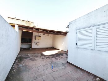 2 dormitorios con gran patio y asador | Salta y Nogoyá – Paraná o