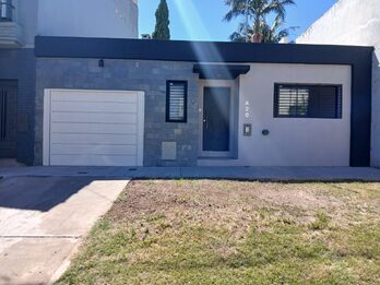 CASA ZONA Hospiatl SAN ROQUE EN ALQUILER EN PARANÁ – A ESTRENAR