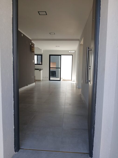 CASA ZONA Hospiatl SAN ROQUE EN ALQUILER EN PARANÁ – A ESTRENAR