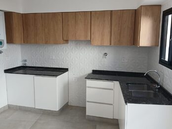 CASA ZONA Hospiatl SAN ROQUE EN ALQUILER EN PARANÁ – A ESTRENAR