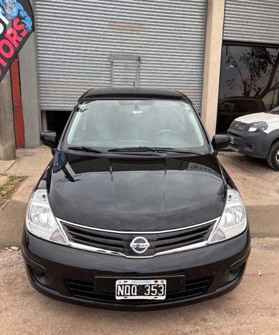 NISSAN TIIDA VISIA 2014 MANUAL PERMUTO FINANCIO