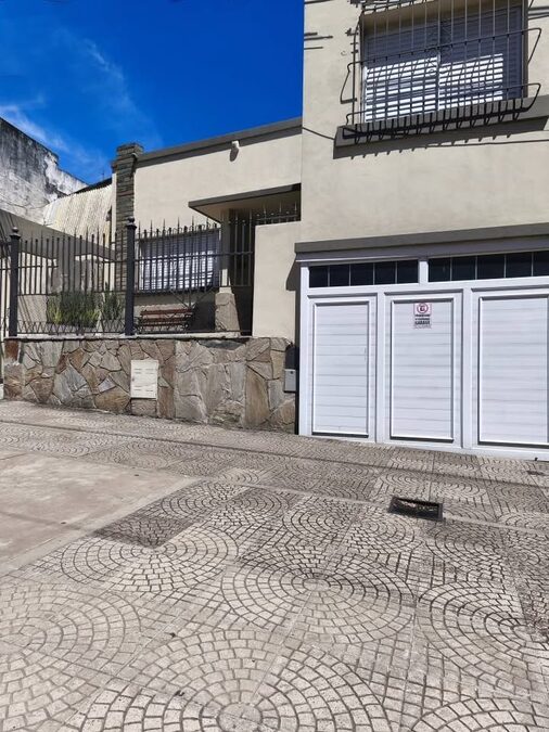 Casa 3 dormitorios APTA CREDITO 📍 C. Alvarez y Alem