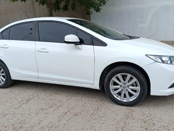 CIVIC LXS CAJA 6TA VENDO PERMUTO FINANCIO
