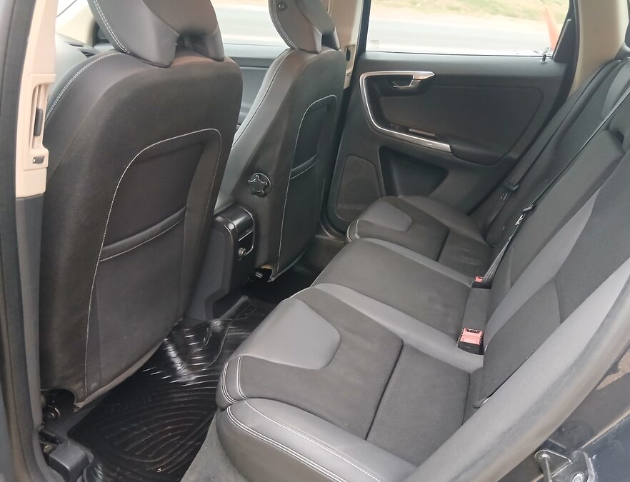 Volvo XC60 3.0L turbo 6cil. Nafta