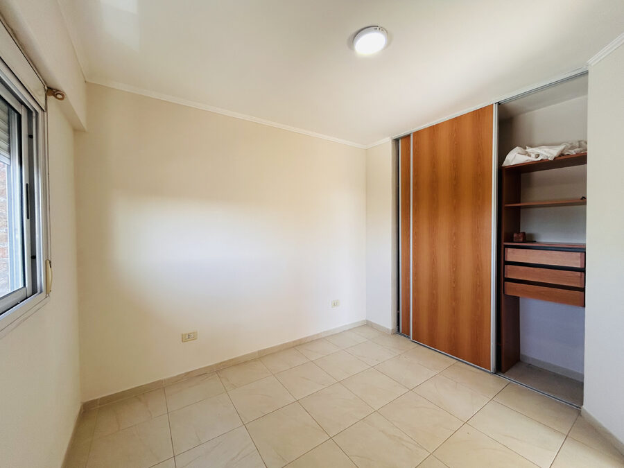 ALQUILER - UN DORM C/NOGOYA Y SALTA