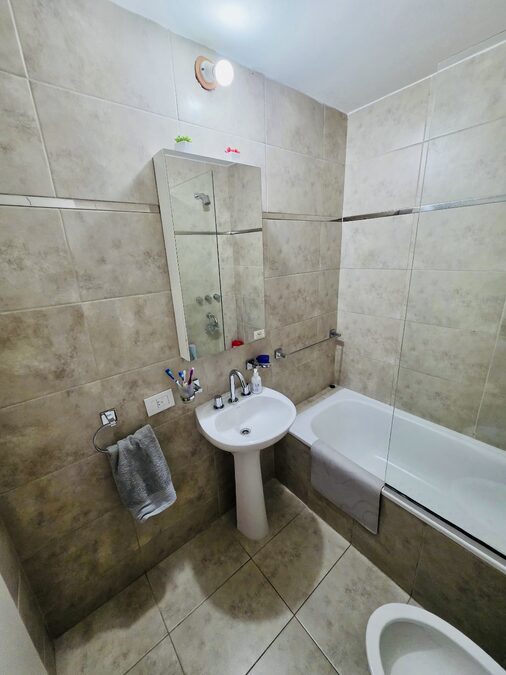 VENTA - Dpto dos dormitorios con cochera - Catamarca 347