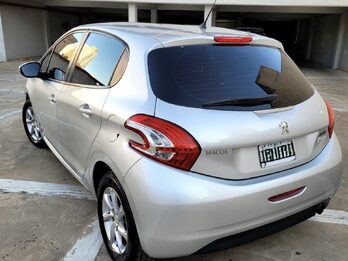 Vendo Peugeot 208