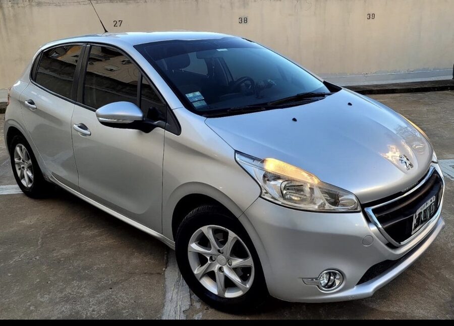 Vendo Peugeot 208