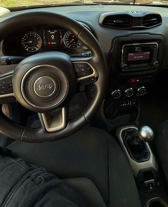 🚙 JEEP RENEGADE SPORT 4x2 🚙