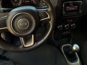 🚙 JEEP RENEGADE SPORT 4x2 🚙