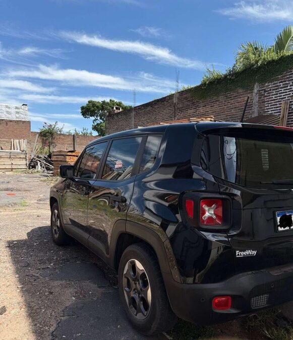 🚙 JEEP RENEGADE SPORT 4x2 🚙