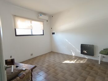 CASA EN VENTA -  AV RAMIREZ N°1612