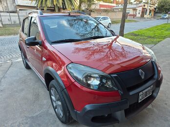 Stepway 1.6  2013 147.000km. Vendo o permuto mayor-menor
