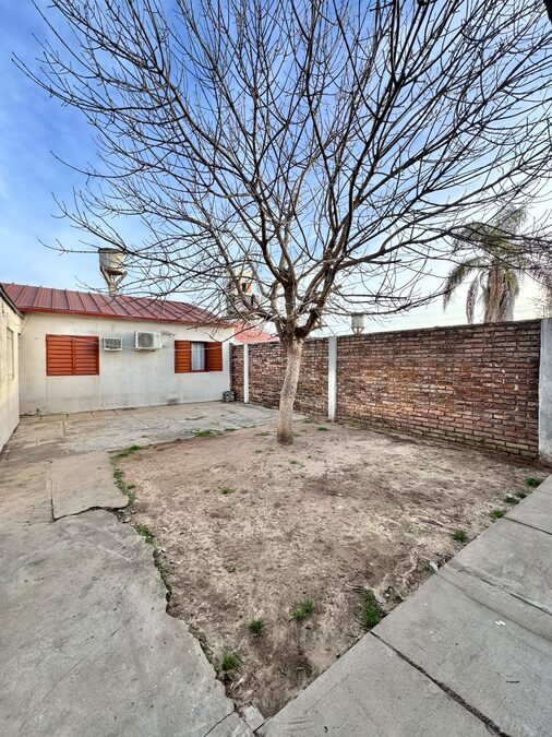 Casa + local en Venta, Zona Almirante Brown y Crespo