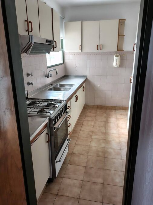 Alquilo Depto 2D 2B con cochera en microcentro