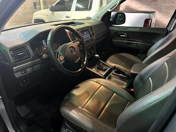 AMAROK CONFORT AT 4X2 IGUAL A OKM!!!