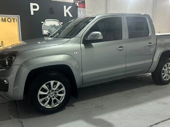 AMAROK CONFORT AT 4X2 IGUAL A OKM!!!