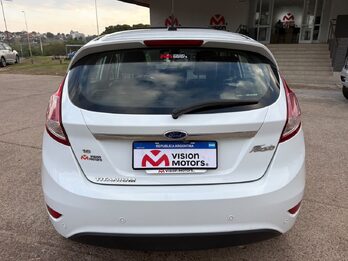 FORD Fiesta 1.6L Titanium Powershift