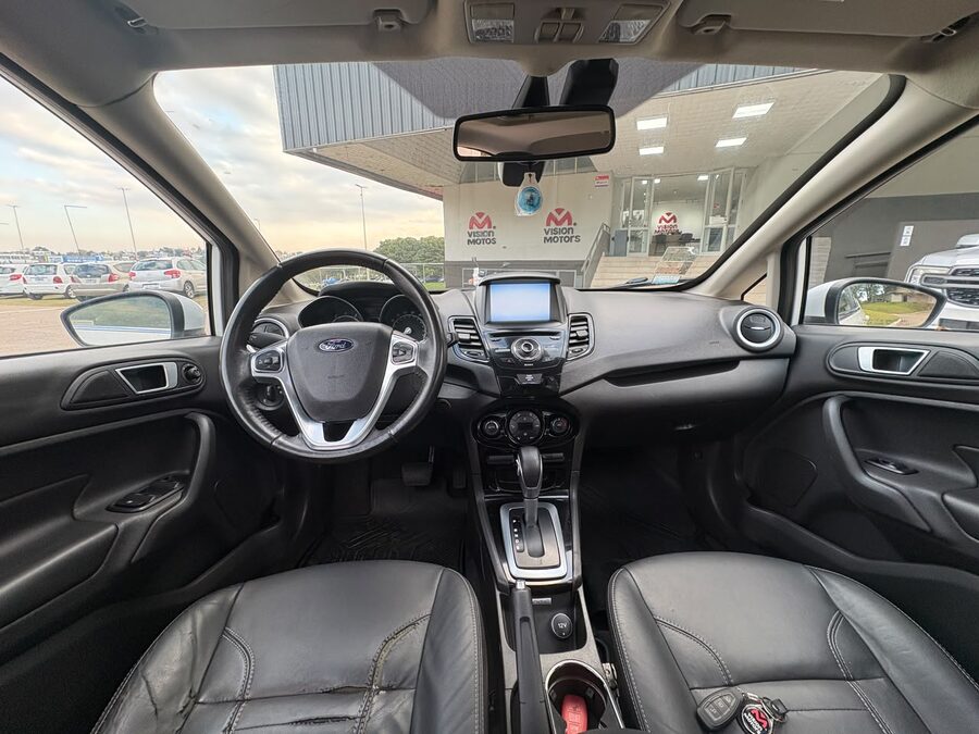 FORD Fiesta 1.6L Titanium Powershift