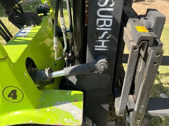 AUTOELEVADOR MITSUBISHI. 3 TONELADAS AUTOMATICO CON DESPLAZADOR