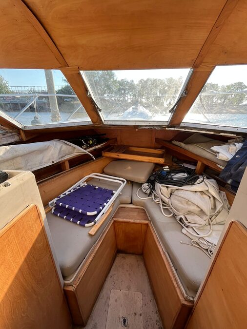 VENDO BARCO PAGLIETINI 850 CON 2 MERCRUISER