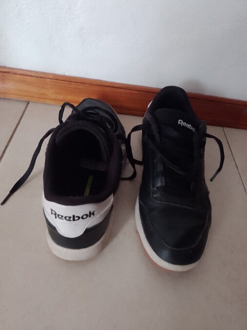 Vendo zapatillas talle 41/42